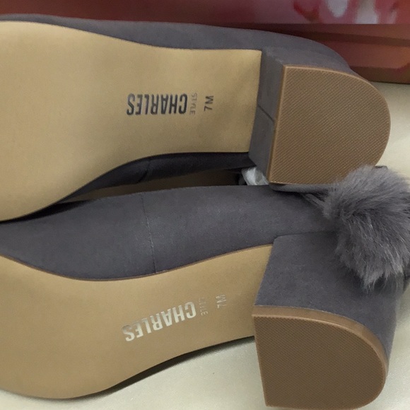 Style Charles Gray heels size 7 - Picture 4 of 4